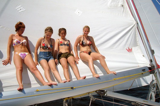 Jahta Džesika jūras braucienā Jahta Džesika jūras braucienā